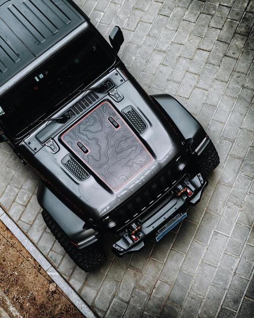 轻量游戏鼠标握持角度展示