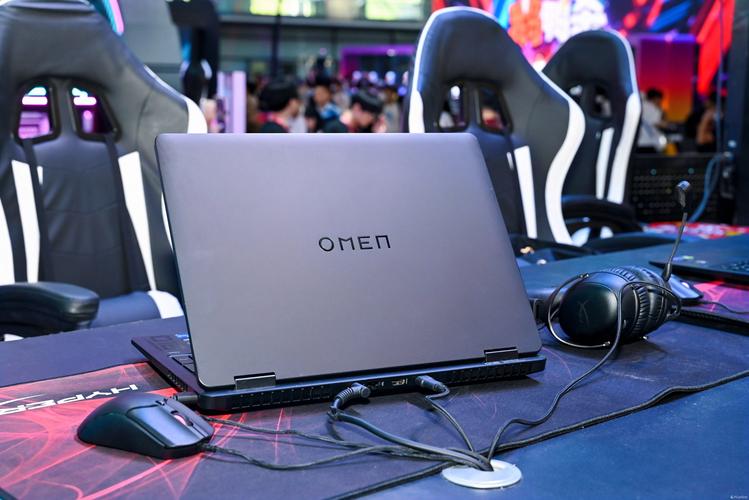 惠普暗影精灵OMEN旗舰版鼠标评测：16000DPI激光传感器助力竞技巅峰