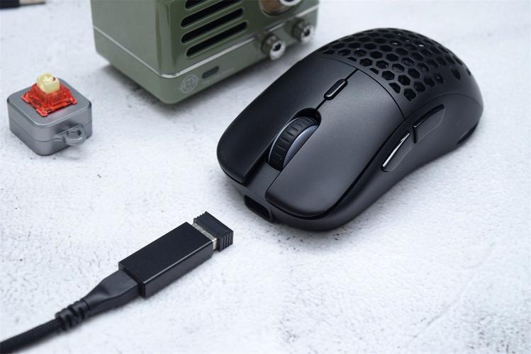 游戏鼠标竞技性能使用场景