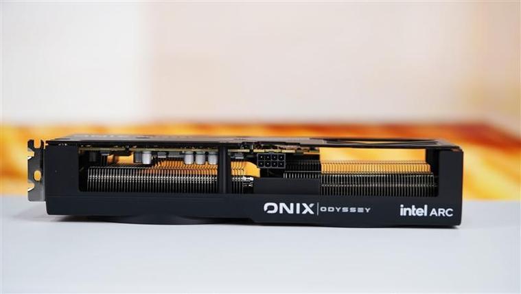 傲世Odyssey 征途 B580 vs 蓝宝石HD6670 1GB DDR3海外版 深度对比