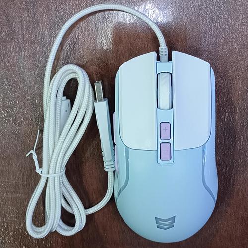 预算鼠标桌面搭配建议