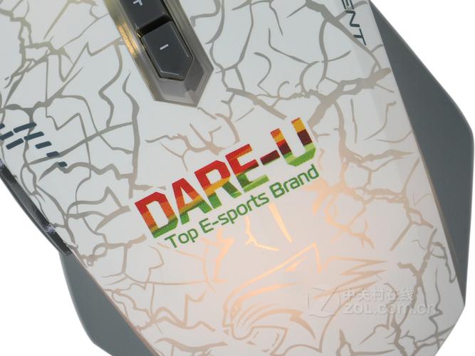 RGB游戏鼠标灯光与散热表现