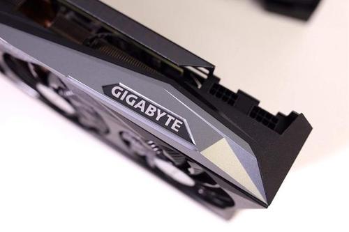 电源风扇散热运行状态