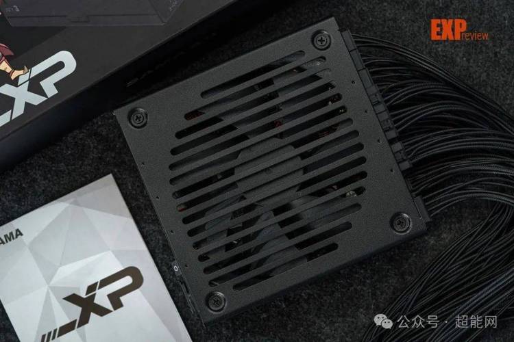 电脑电源内部散热设计