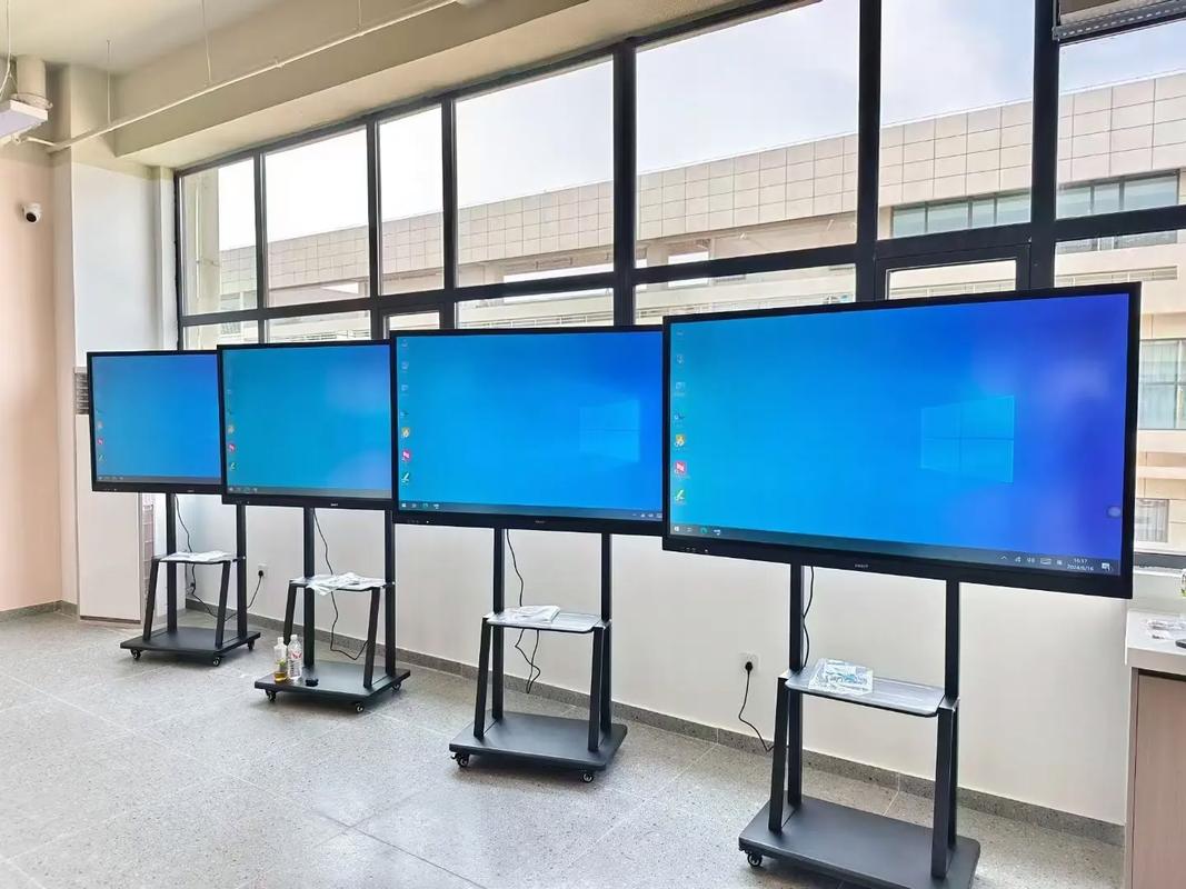 电脑硬件核心规格展示