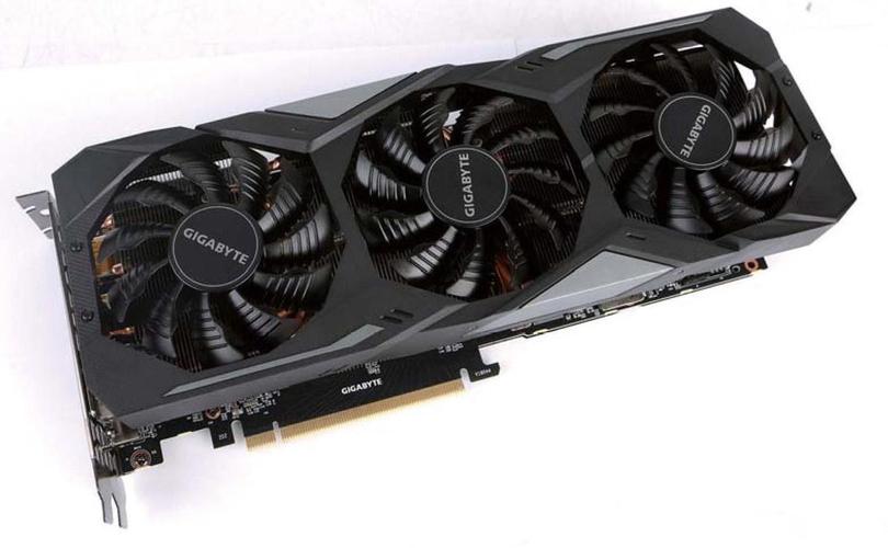 技嘉RTX 2070 SUPER vs 华硕GT640 深度对比：发烧级与入门级的跨越