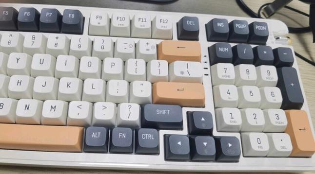 电脑电源模组线缆管理展示