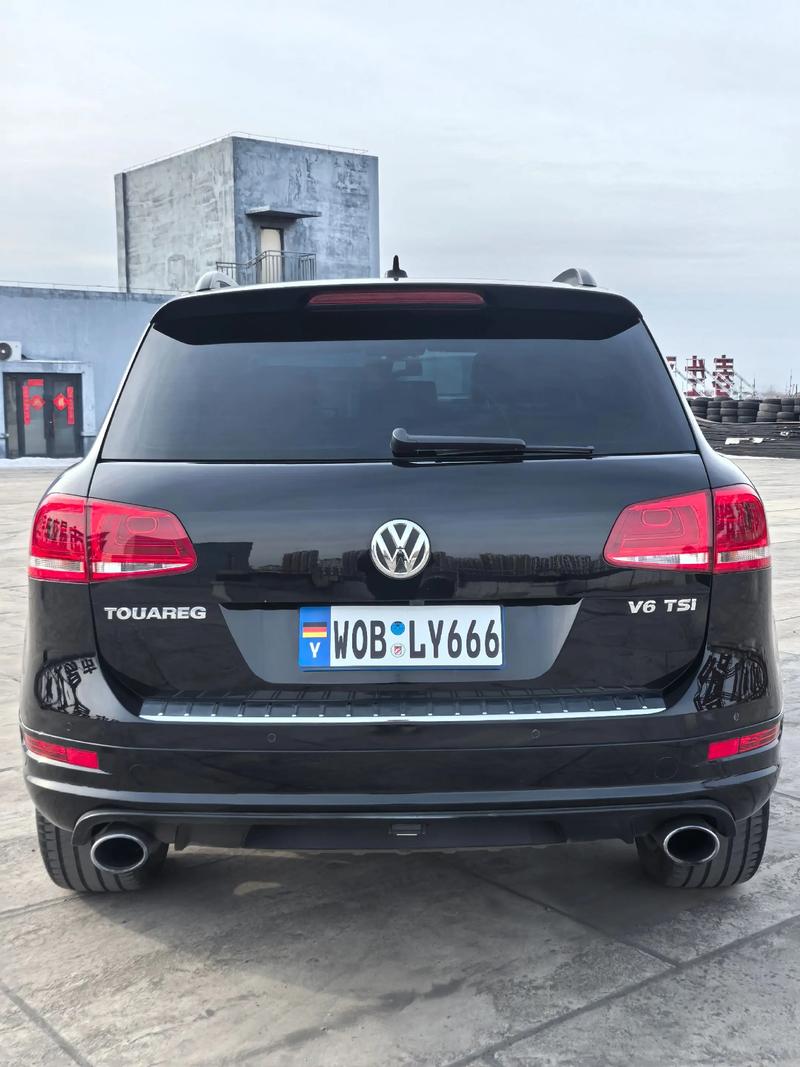 利民500W电源核心接口展示