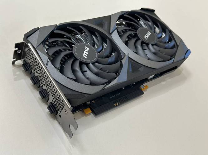 微星 GeForce RTX 3060 VENTUS 2X 12G OC 深度评测：12GB 显存预算甜品卡新选择