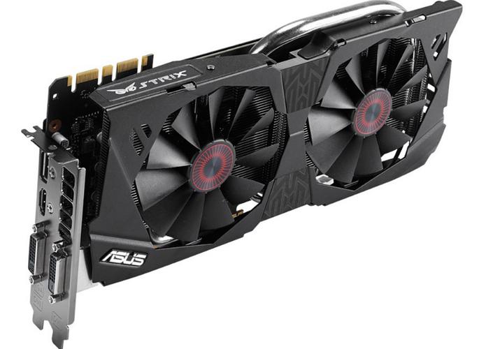 华硕 STRIX GTX 970 显卡外观正面图