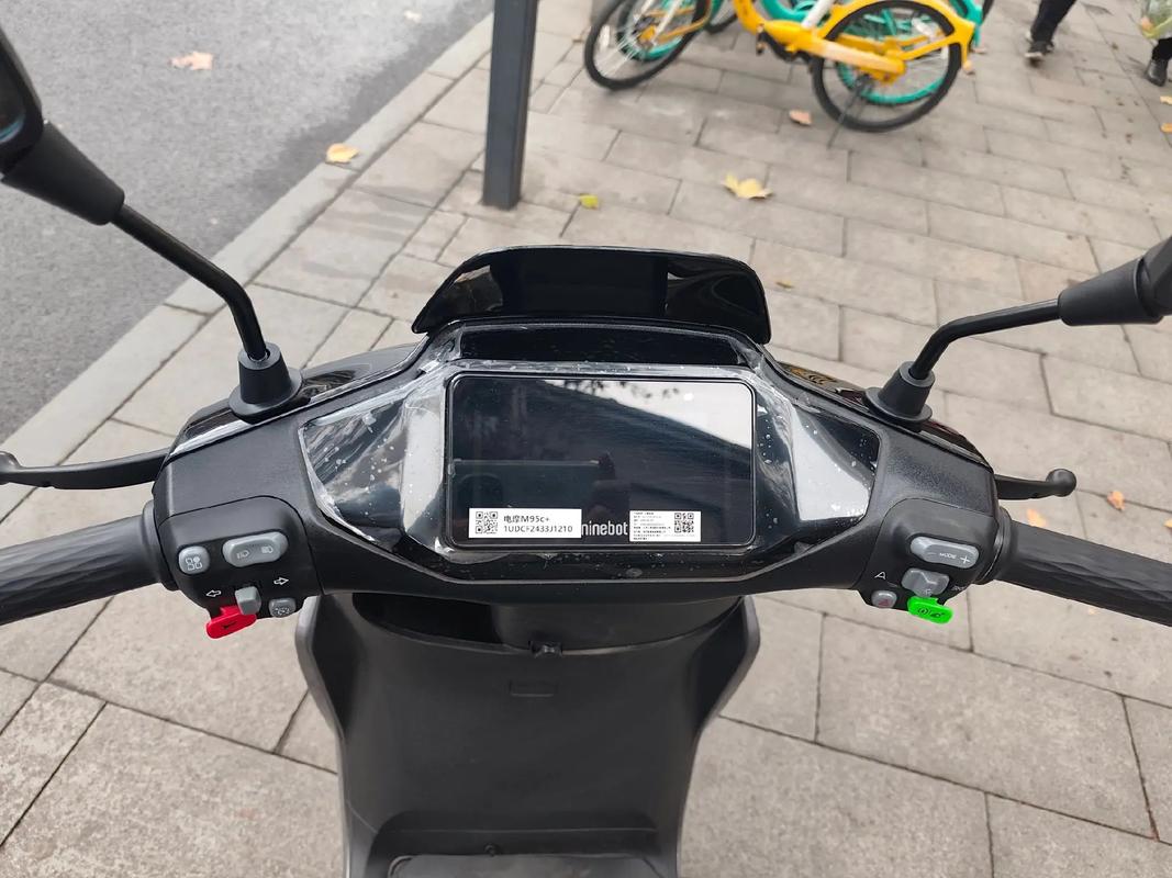 机械键盘散热设计