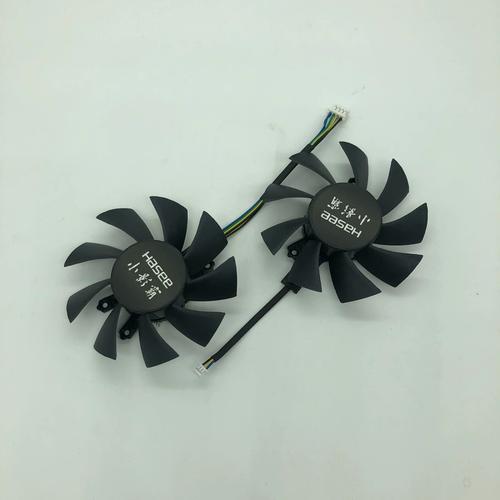 游戏玩家选购显卡场景