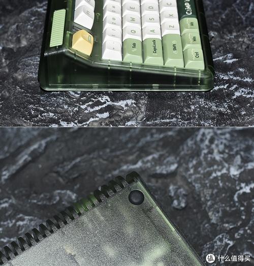 RGB背光下的客制化机械键盘