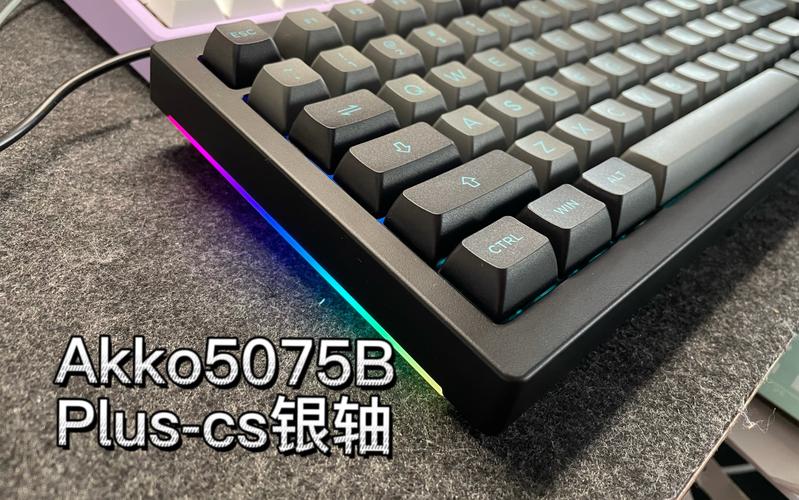 RGB背光机械键盘特写