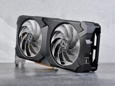 瀚铠Radeon RX 9070 星空 vs 七彩虹网驰GTX750-2GD5 深度对比