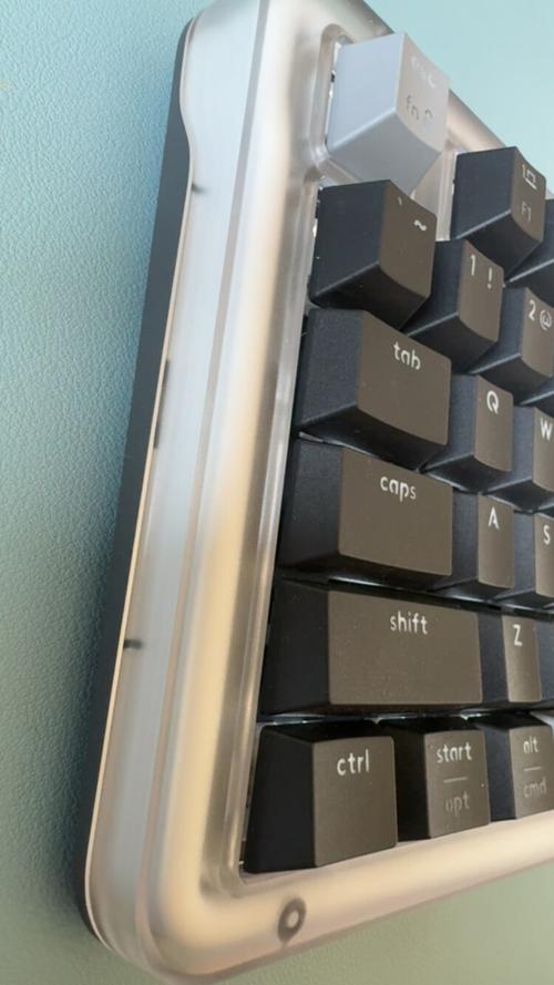 无线键盘散热与续航测试