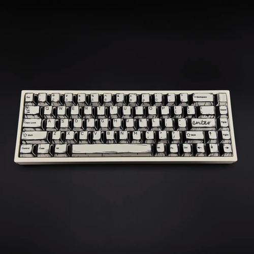 RGB背光机械键盘侧面视角