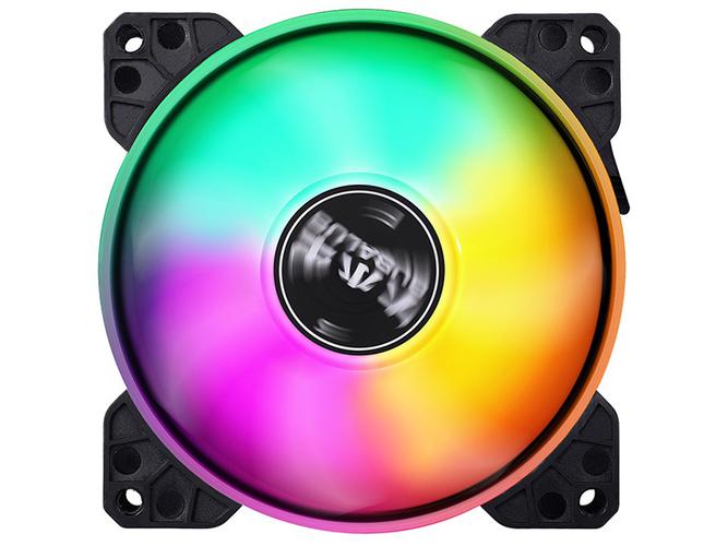 电脑机箱顶部风扇特写