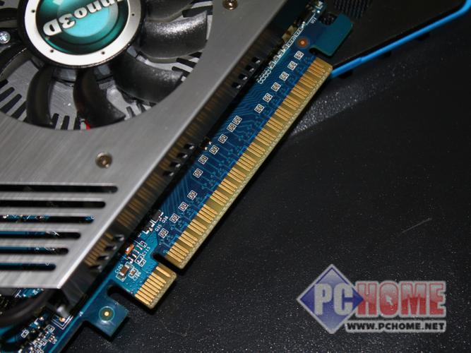 价格标签与硬件对比