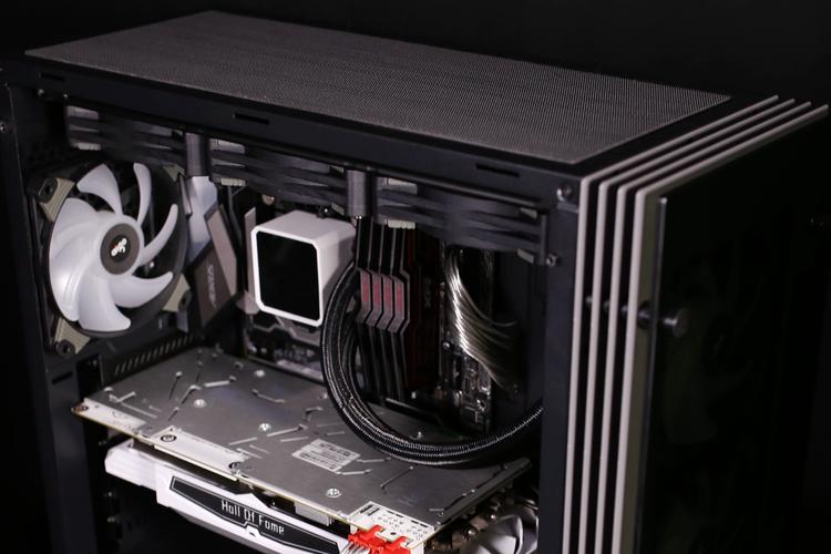 PC liquid cooling system with RGB lighting