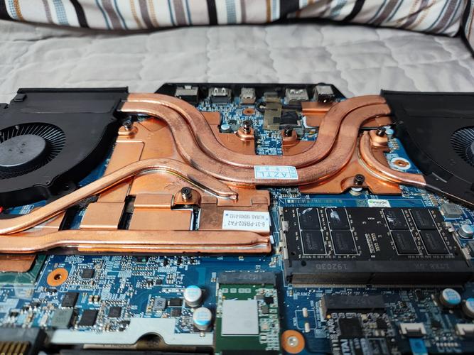 电脑硬件散热性能表现