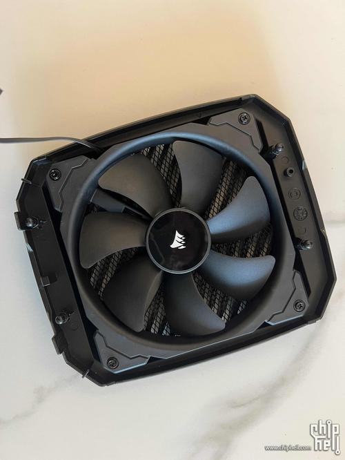 PC水冷散热器热量管理场景