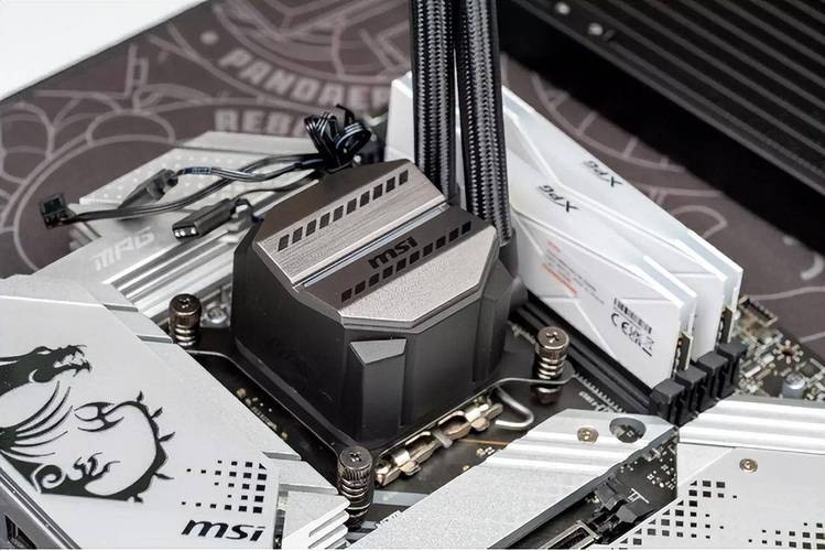 PC散热系统安静运行