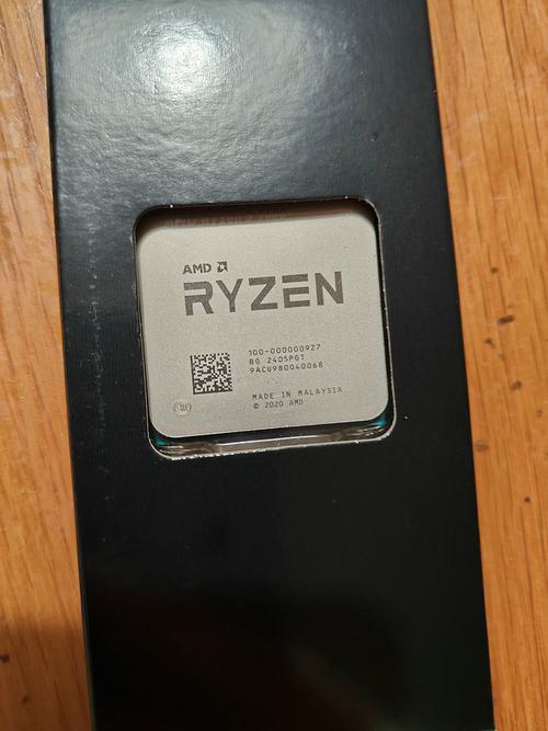 AMD Radeon Pro W5500 专业显卡评测：单槽高效 RDNA 架构工作站利器