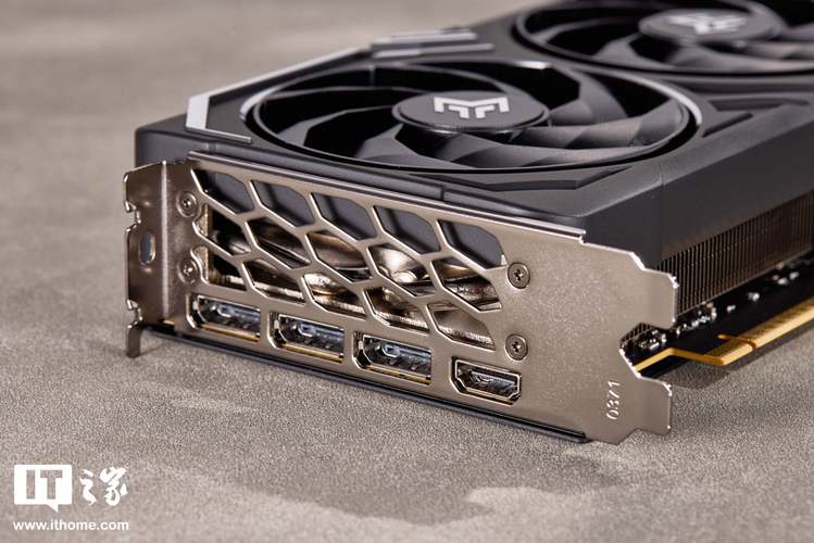 Three-fan cooling solution on high-performance hardware