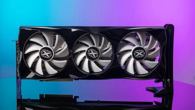 GPU散热器与电源接口细节