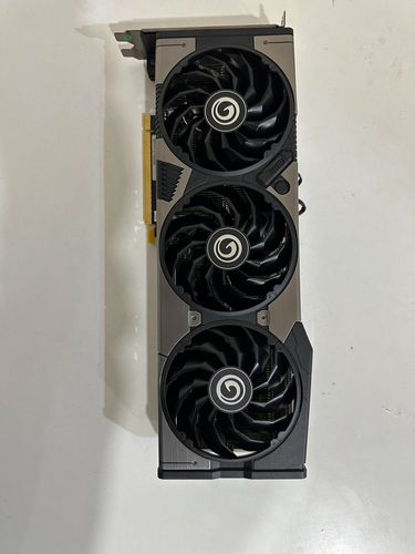 影驰GeForce RTX 3080 Ti 黑将 OC vs 精影HD6750 1GB-D5精镭版 深度对比