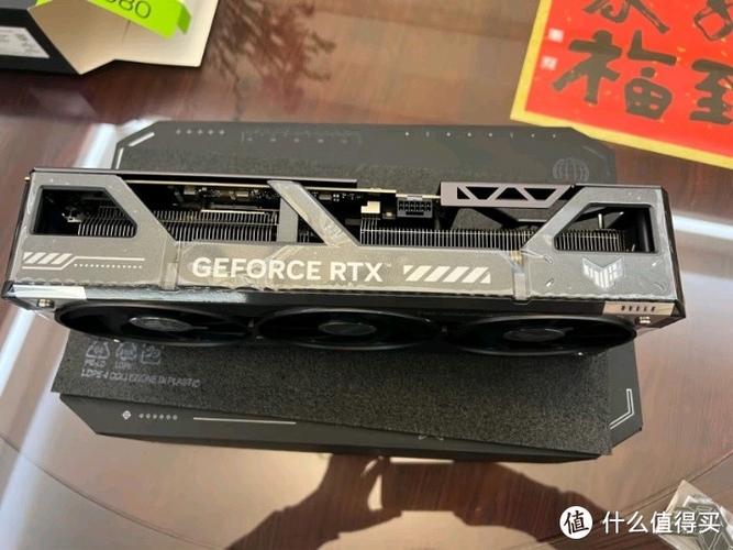 盈通RX 5700 vs 华硕RTX 5080 深度对比：主流与发烧的较量