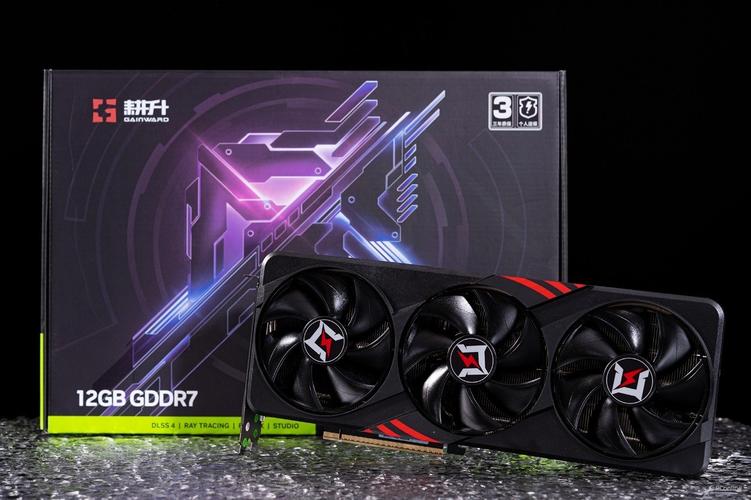 耕升RTX 5070 Ti 追风OC 2.0 vs 恩微GT630黑将版 深度对比