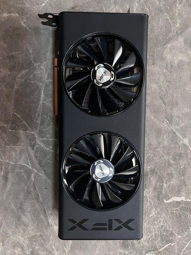 XFX讯景Radeon RX 5700 XT vs 镭风HD6570 速甲蜥 深度对比
