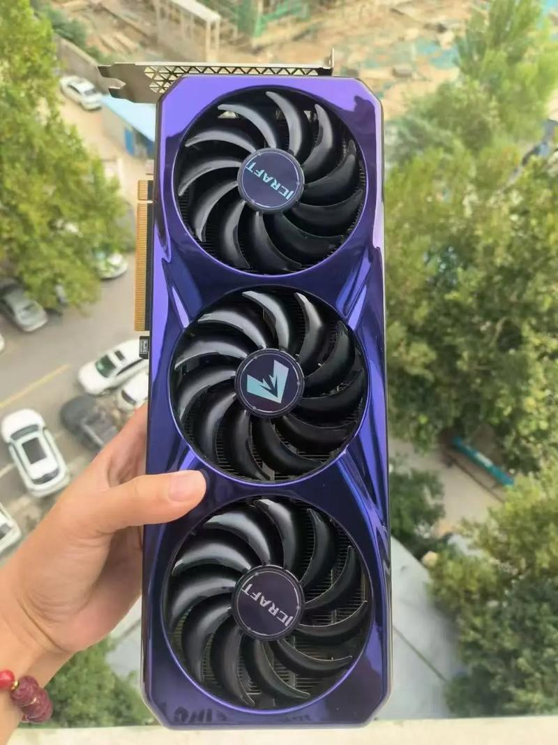 铭瑄RTX 4070 vs 蓝宝石R9 380 深度对比