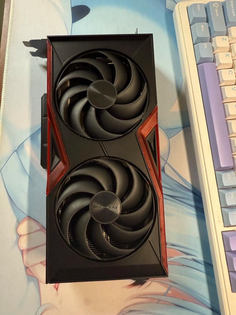七彩虹iGame RTX 5060 Ti vs 战斧GT740 深度对比：跨越世代的显卡对决