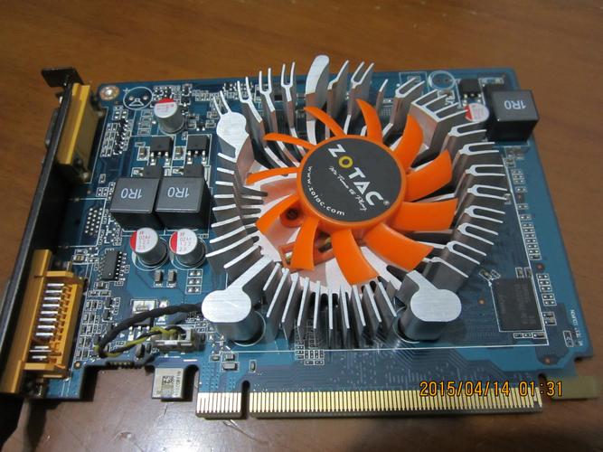 索泰GT220 vs 微星R6790 深度对比：入门与中端的较量