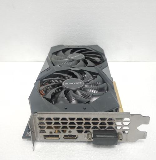 技嘉GTX 1660 SUPER vs XFX R7 240 深度对比