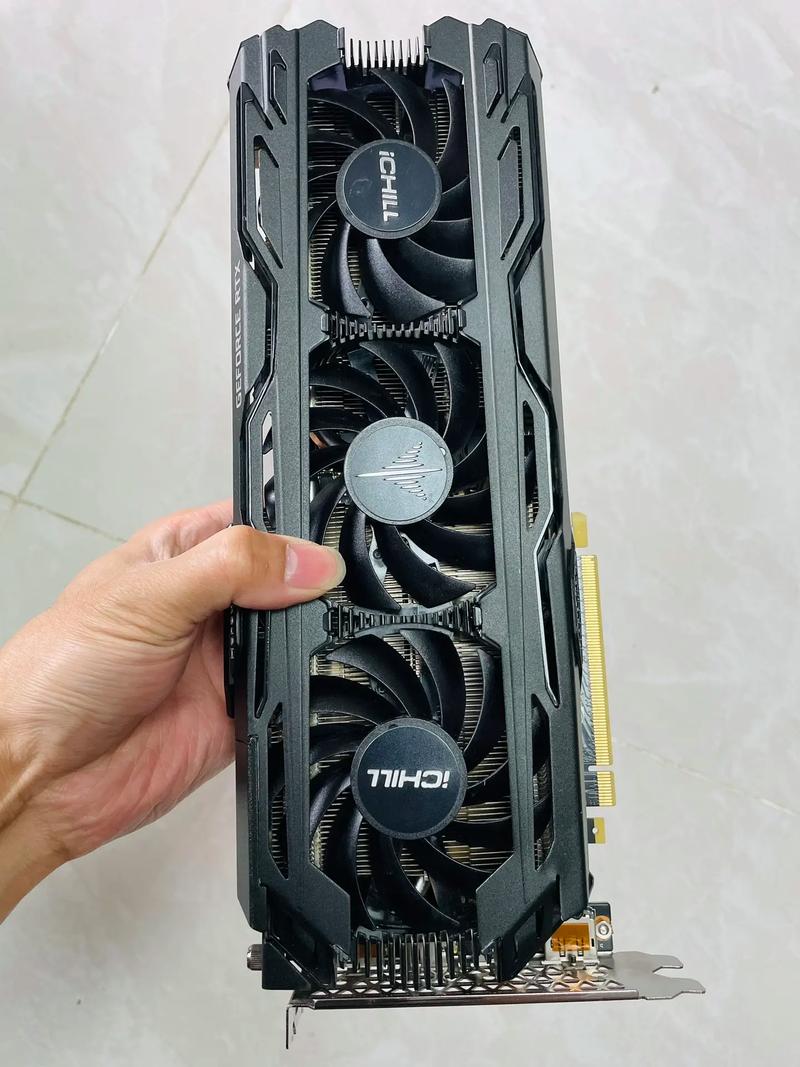 Inno3D GTX 980冰龙黑金版 vs 索泰RTX 2070毁灭者 深度对比