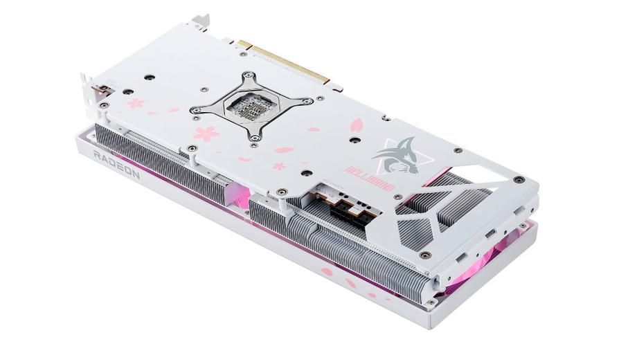 撼讯RX 7800 XT暗黑犬樱花 vs RX 5500 XT竞技版 深度对比