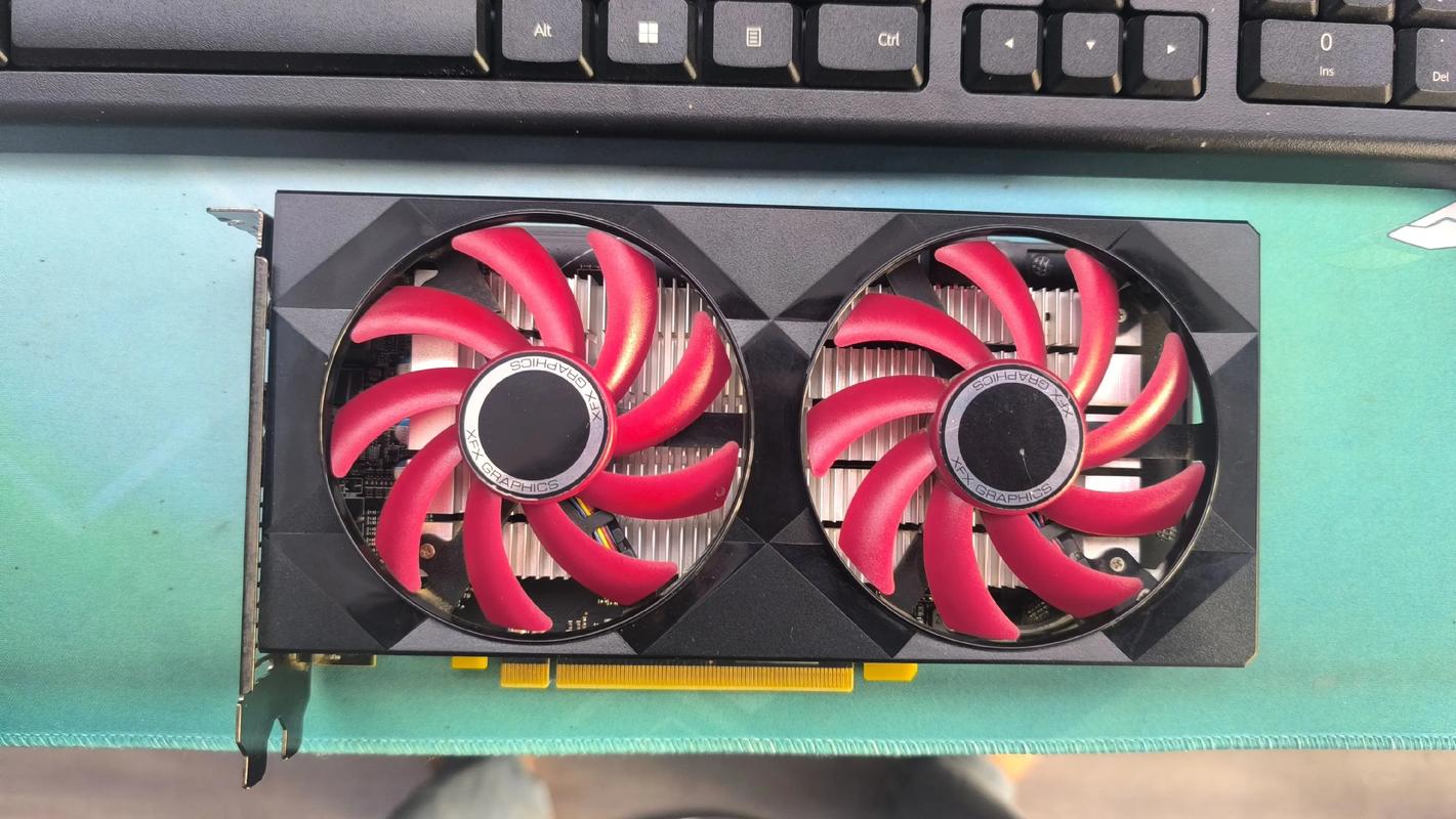 XFX讯景RX 550 4G vs 鸿基GT640少将版 深度对比