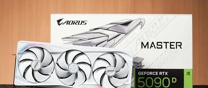 技嘉RTX 5090风魔 OC vs 铭鑫图能剑HD6970昇镭版 深度对比