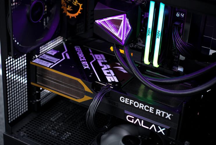 影驰RTX 2070 SUPER HOF Classic vs 精影GTS250 1024GD3加强版 深度对比