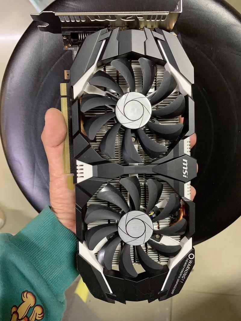 镭风R9 FURY X vs 微星GTX 1060 飙风 深度对比