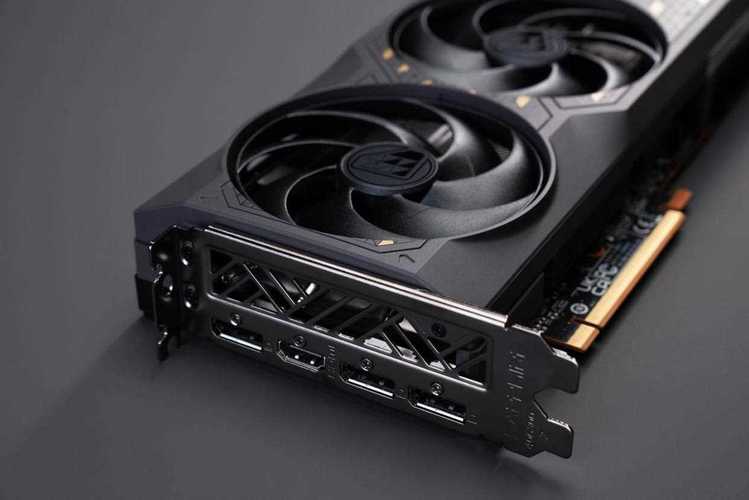 蓝宝石HD7850 2GB黑钻版OC vs 华硕ROG-STRIX-RX570-4G-GAMING 深度对比