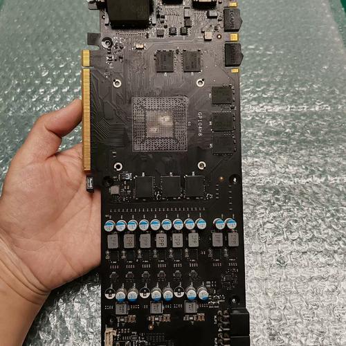 技嘉GTX 1080 G1 ROCK vs 七彩虹iGame1070 烈焰战神深度对比