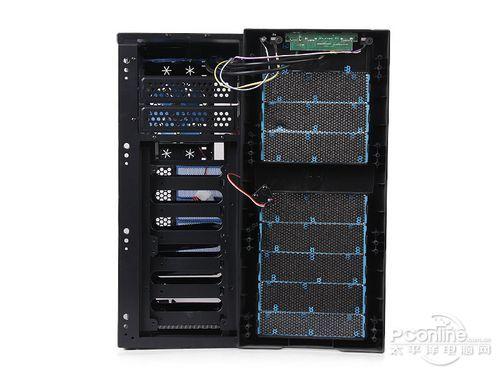 Gaming computer case expansion slots and bays