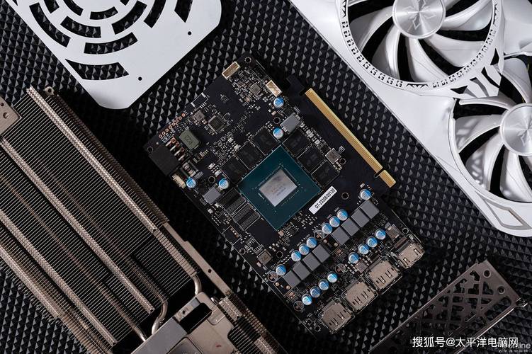 耕升RTX 4070星极皓月OC vs 华硕GTX660 DiretCU II OC 深度对比