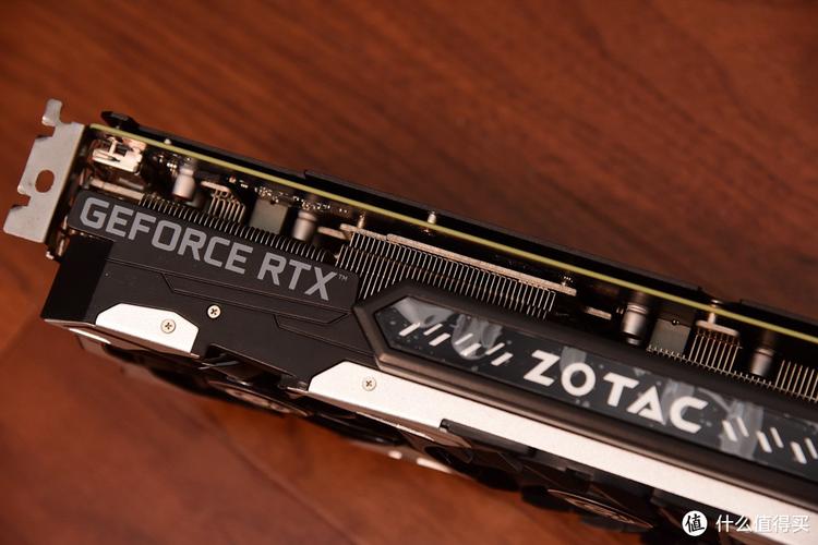 索泰RTX 4060Ti vs 丽台Quadro RTX 5000 深度对比