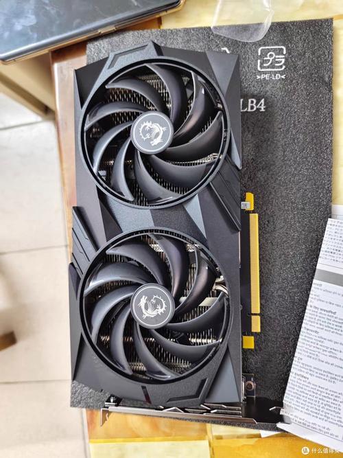 微星RTX 4060 Ti 16G OC vs 技嘉GTX 750 2G 深度对比